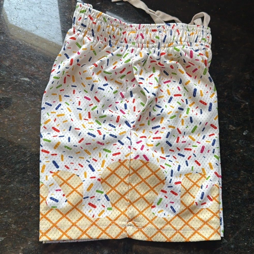 Baseball Lifestyle's Ice Cream Shorts - Vanilla
Youth large - Picture 7 of 8